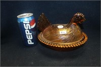 AMBER COLORED NESTING HEN COMPOTE