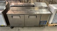 TRUE 67IN PIZZA PREP TABLE W/ REFRIGERATED BASE