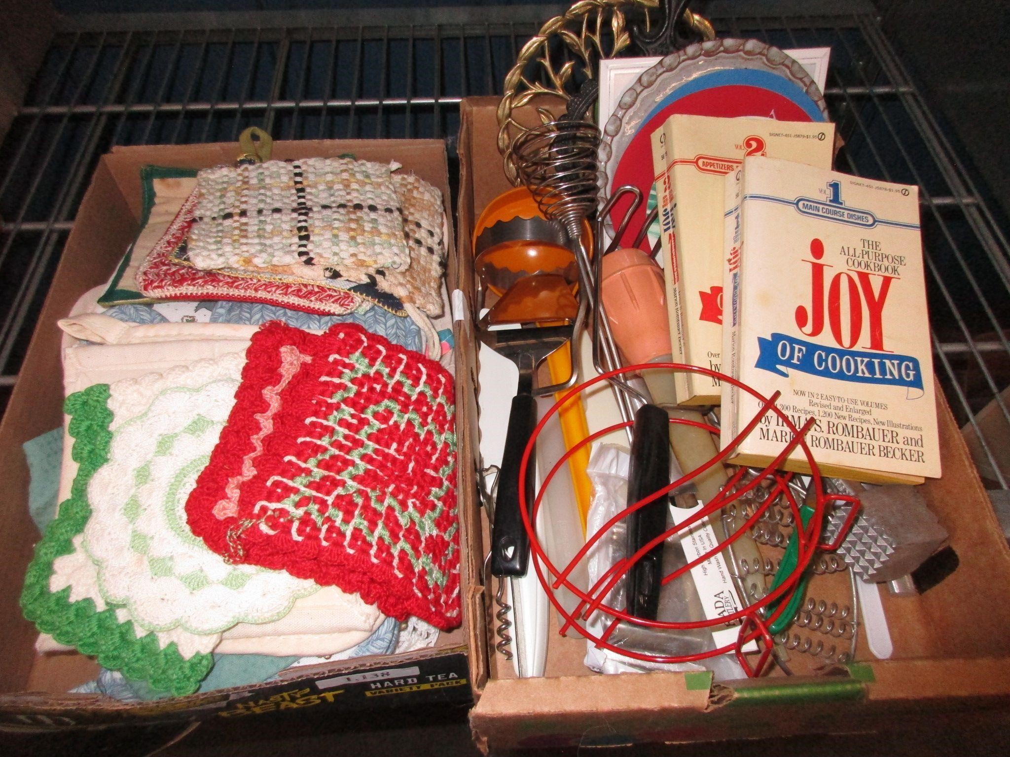 Kitchen Lot - Utensils, Potholders, Cookbooks