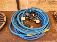 LOT OF PNEUMATIC HOSES AND PSI PRESSURE GAUGES