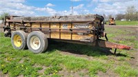 Knight 410 manure spreader