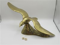 LARGE BRASS SEAGULL STATUE