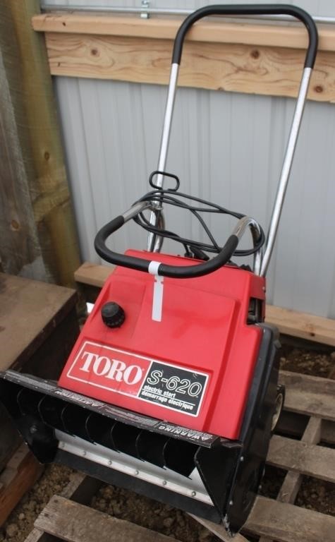 Toro S620 snow machine