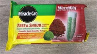 Sealed Miracle-gro Tree & Shrub Fertilizer Spikes