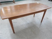 TEAK COFFEE TABLE W/ 2 PULLOUT LEAVES