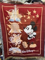 W - DISNEY WORLD THROW BLANKET (Q160)