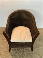 Woven Chair - Cadeira