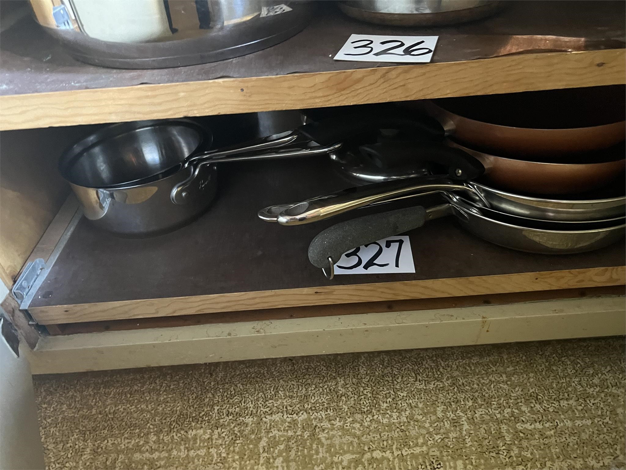 lot of fying pans