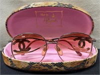 N - PAIR OF DESIGNER SUN GLASSES W/ CASE (J23)