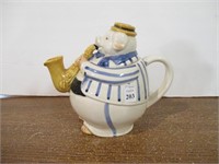 Otagiri Pig w/Saxophone Teapot