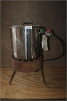 Large Steaming Pot,  & Bayou Classic Propane