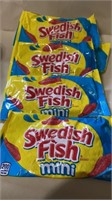 LOT OF 6 SWEDISH FISH MINI 2 OZ EACH