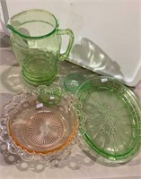 5 pieces Depression glass - green serving tray,