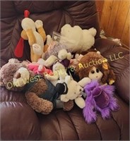 Stuffed Animals (LR)