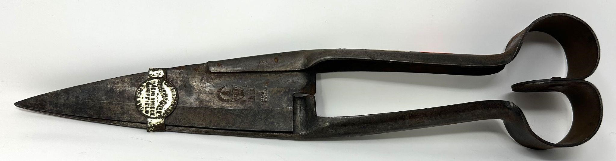 Burgon & Ball Shears with Keeper