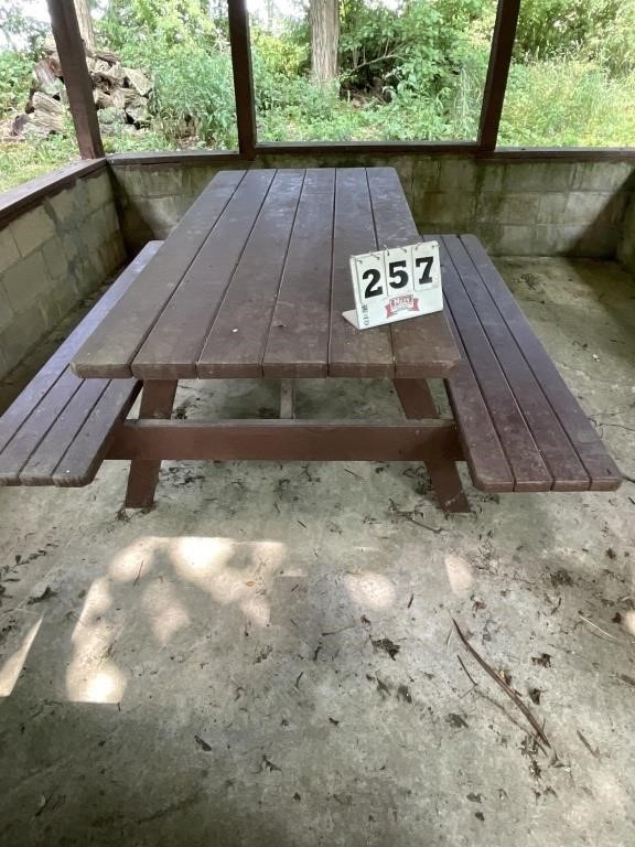 Picnic Table Heavy Duty - (will need to bring