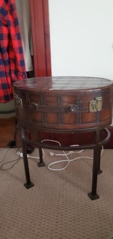 Trunk side table