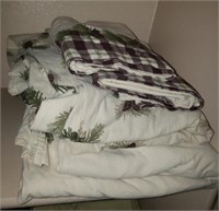 White W/ Pine Cones Sheets & Pillowcases