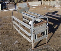 Galvanized Hog Farrowing Crate