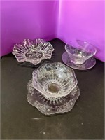 3 decorative bowls, 2 with matching plates