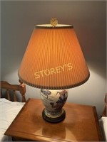 28" Decorative Table Lamp