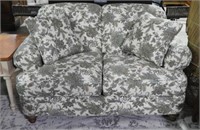 Broyhill Furniture Industries floral two cushion