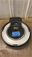 Shark robotic vacuum cleaner with charger