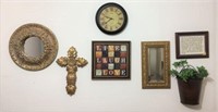 Selection of Wall Décor