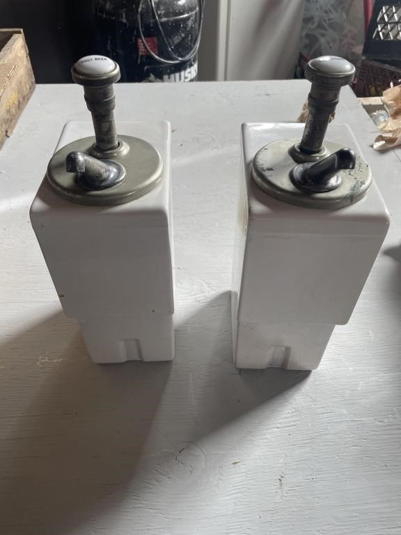 Syrup dispensers