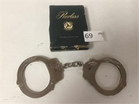 Peerless Handcuffs w/Key & Box