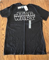 NEW Star Wars T-Shirt Size Medium