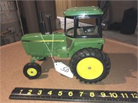 JD tractor with cab