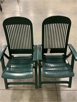2 Grosfillex Green Plastic Folding Chairs