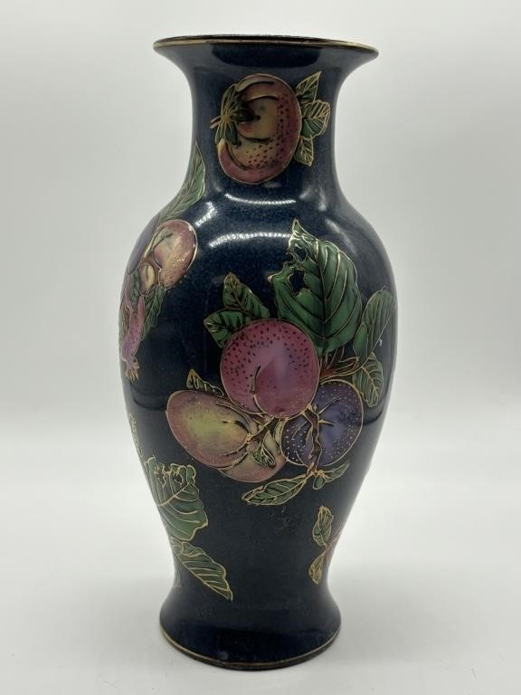 Vintage Republic of China Cabinet Vase