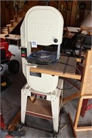 Band saw