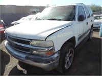 2001 Chevrolet Tahoe 1GNEC13TX1J310605 White