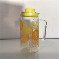 PYREX JUICE PITCHER