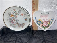Set of 2 - Avon 1979 Fine Porcelain 22K