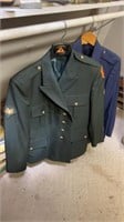 Vintage U. S. Army Signal dress green jacket,