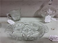 lot of 3 pieces of crystal or vintage glass