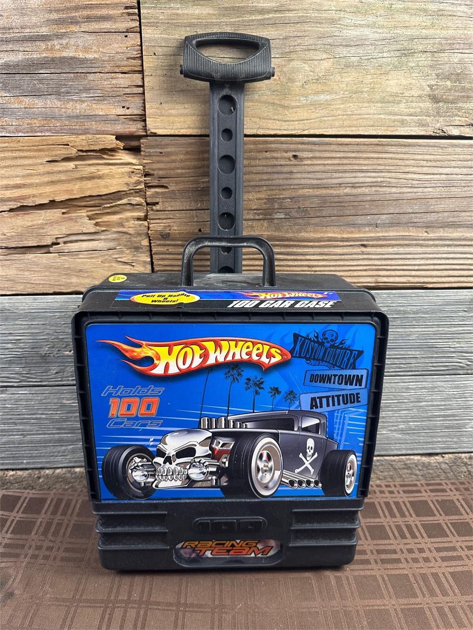 Hot Wheels Racing Team 100 Car Plastic Case