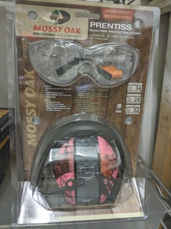 MOSSY OAK SHOOTING GLASSES AND EAR PROTECTION