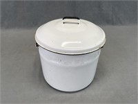 Enamelled Pot with Lid