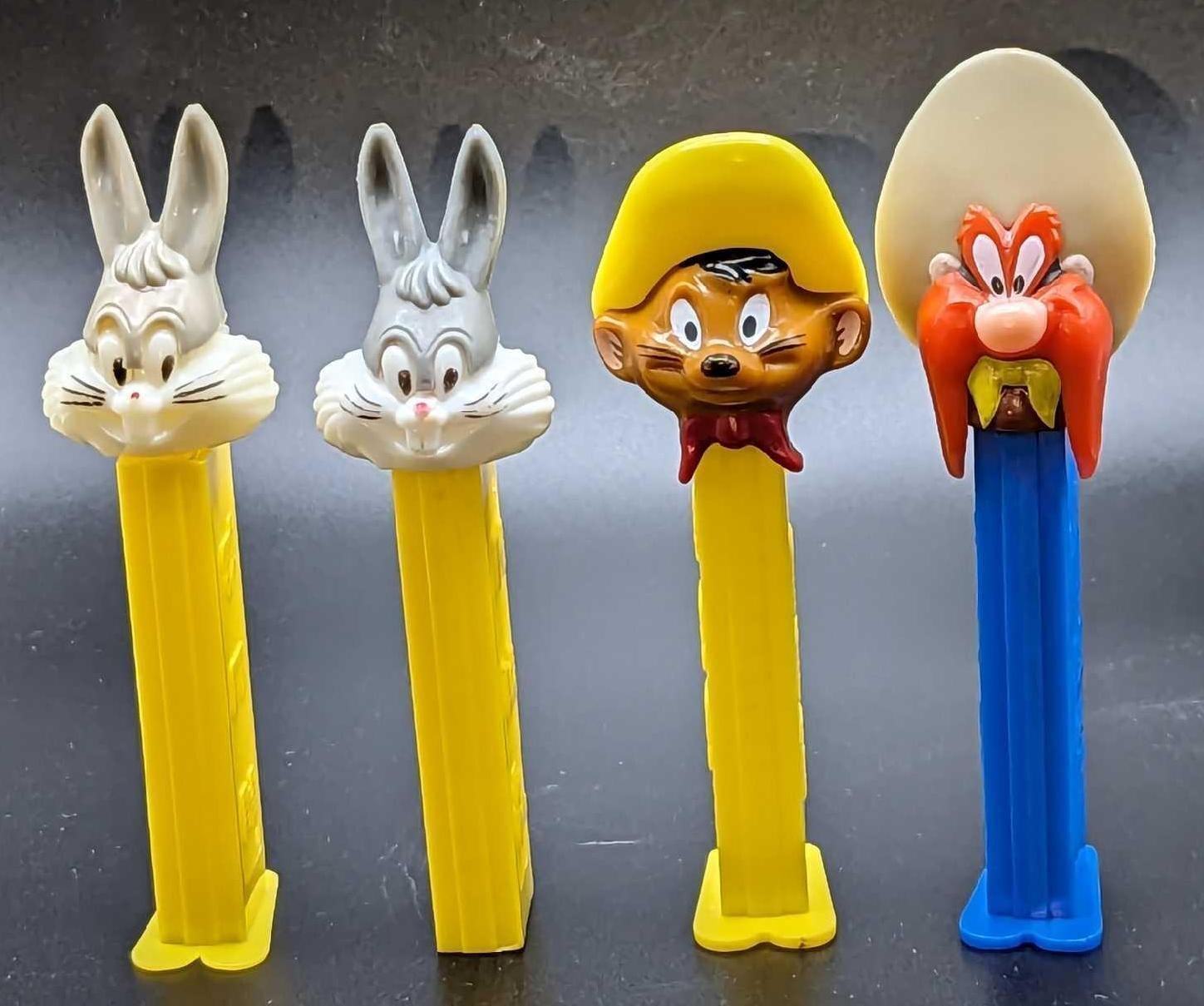 4 Looney Tunes Bugs Bunny Speedy Yosemite Pez Disp