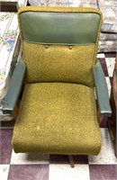 Vintage swivel/rocking chair