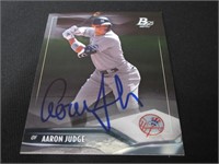 AARON JUDGE SIGNED SPORTS CARD WITH COA