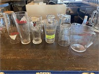 LOT OF MIXED GLASSES & MEASURE JUG
