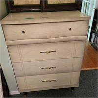 B504 Retro chest of Drawers