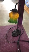 Tulip accent lamp