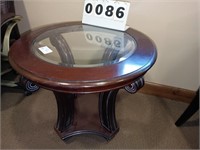 Wood and Glass End Table 28R x 25H